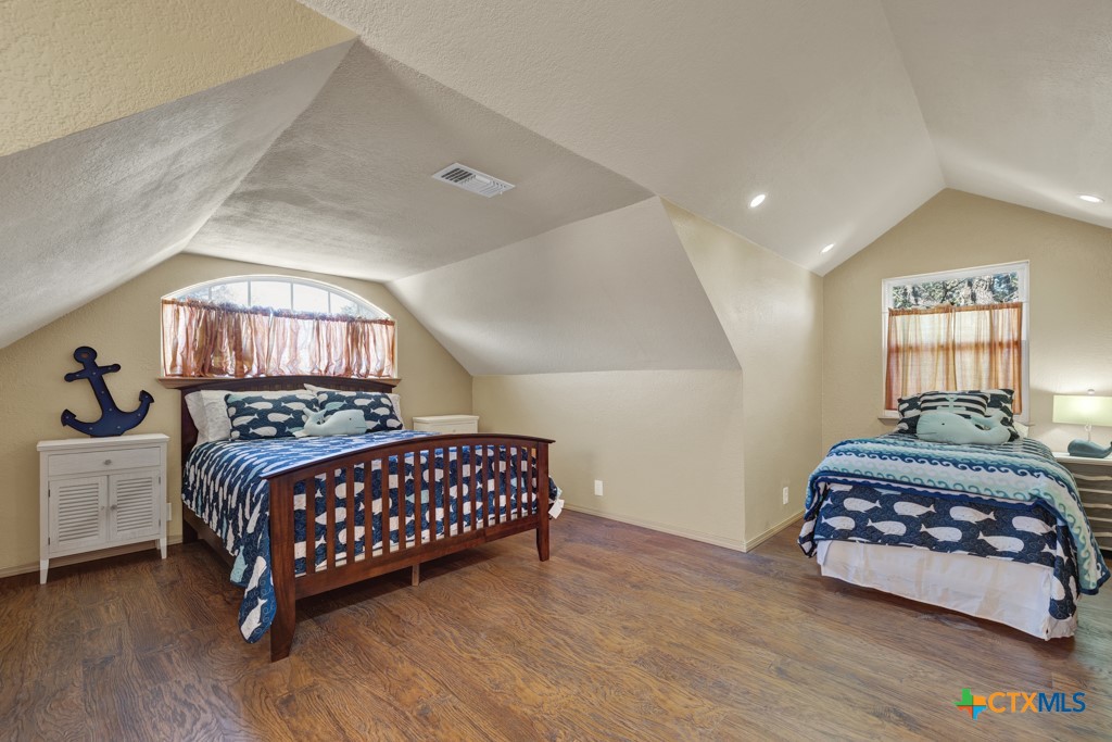 1518 Lakeside Drive, Canyon Lake, TX, 78133 | 565642 | Realty Texas LLC