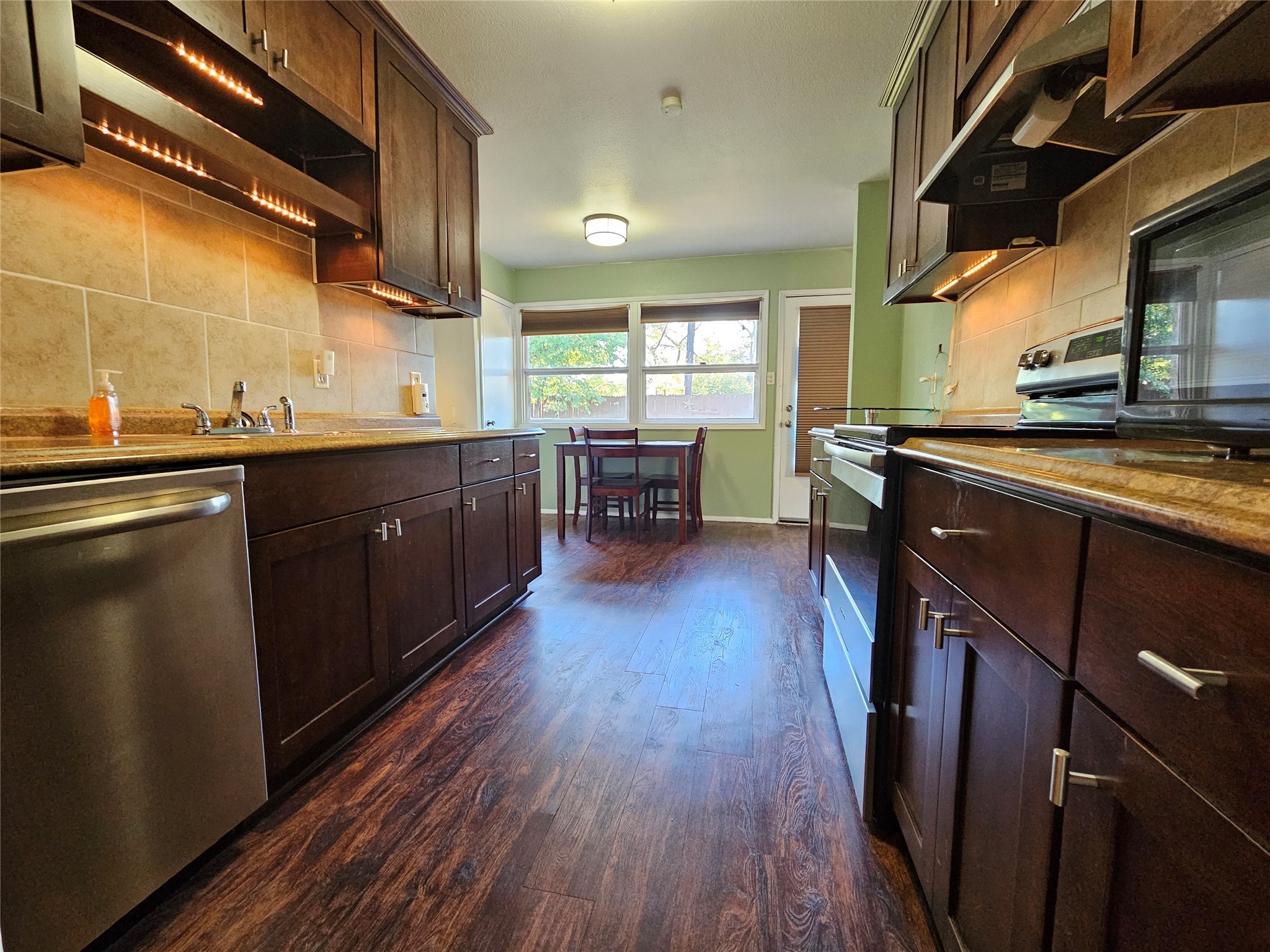 907 Waterview Circle , Richardson, TX, 75080 | 20807552 | Realty Texas LLC