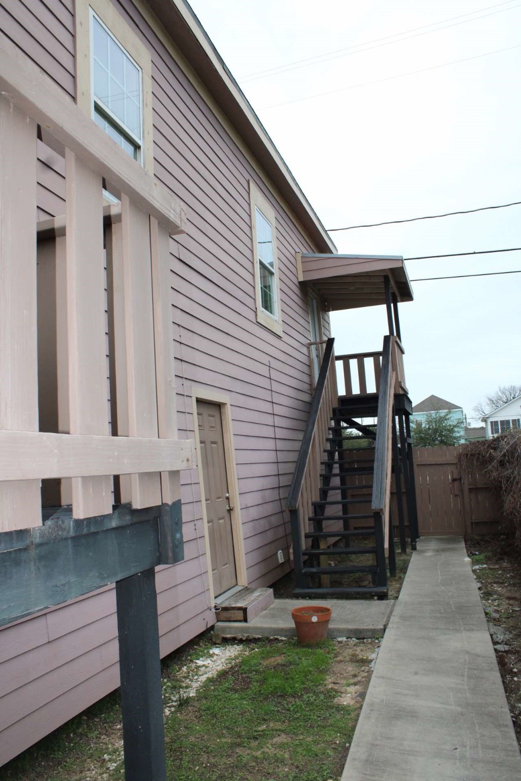 3005 Avenue M 1/2 , Galveston, TX, 77550 | 38817647 | Realty Texas LLC