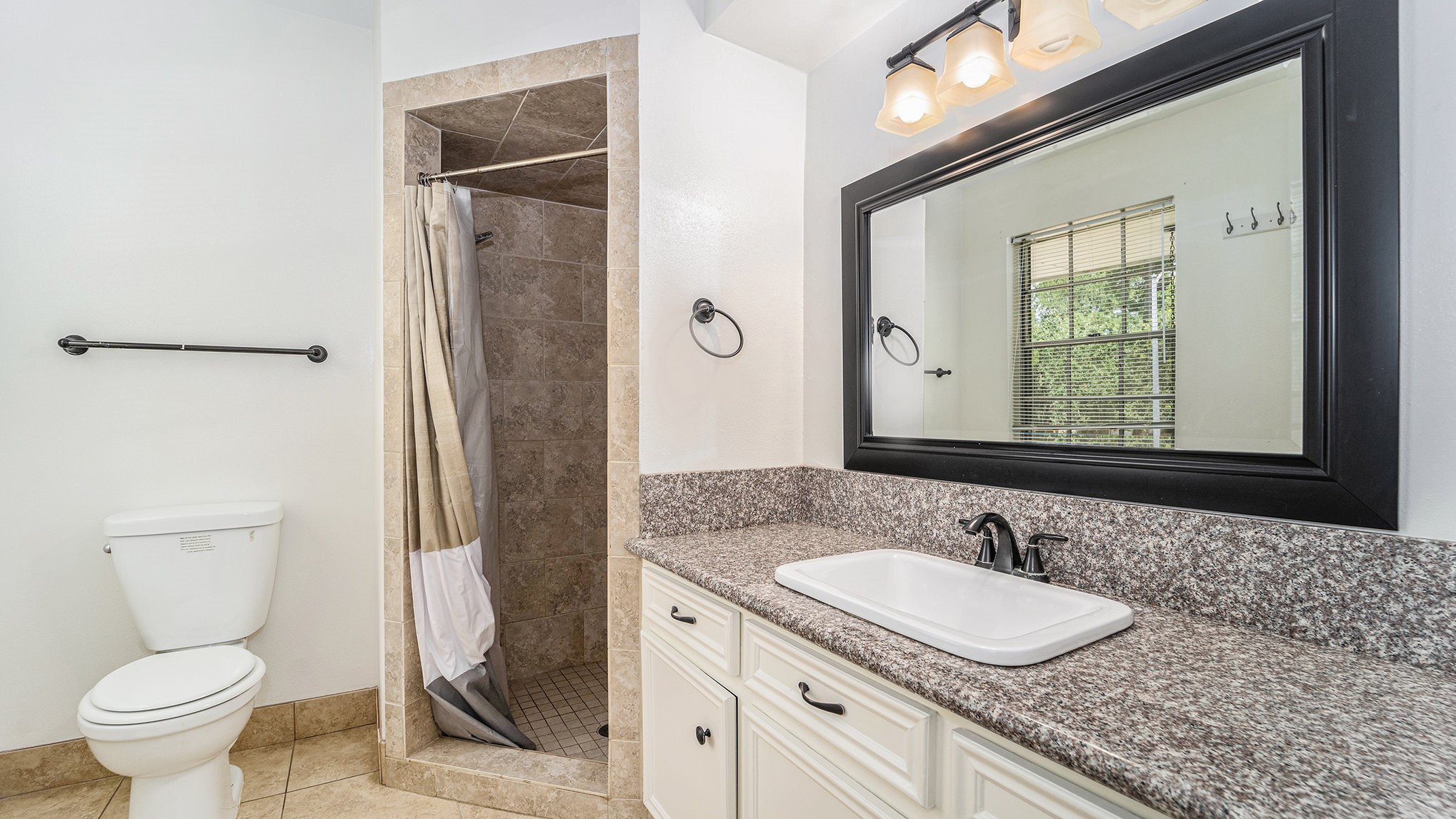 5903 Old Lodge Drive , Houston, TX, 77066 | 35429453 | Realty Texas LLC