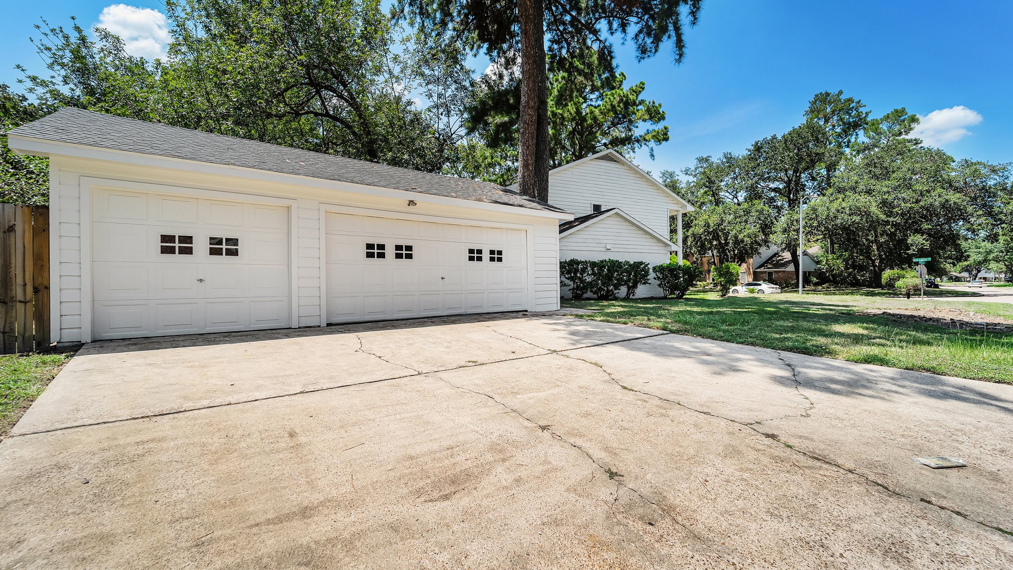 5903 Old Lodge Drive , Houston, TX, 77066 | 35429453 | Realty Texas LLC