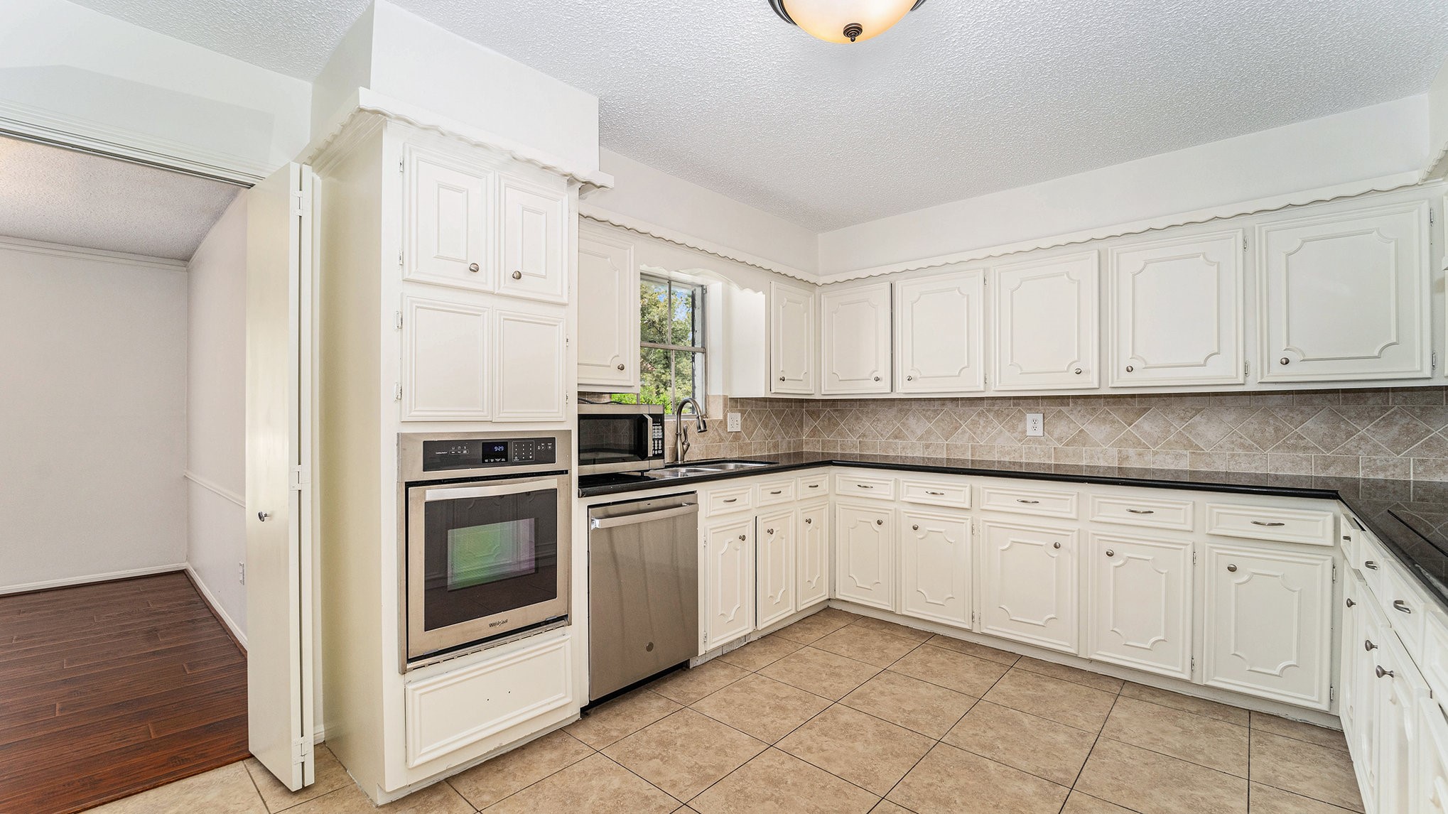 5903 Old Lodge Drive , Houston, TX, 77066 | 35429453 | Realty Texas LLC