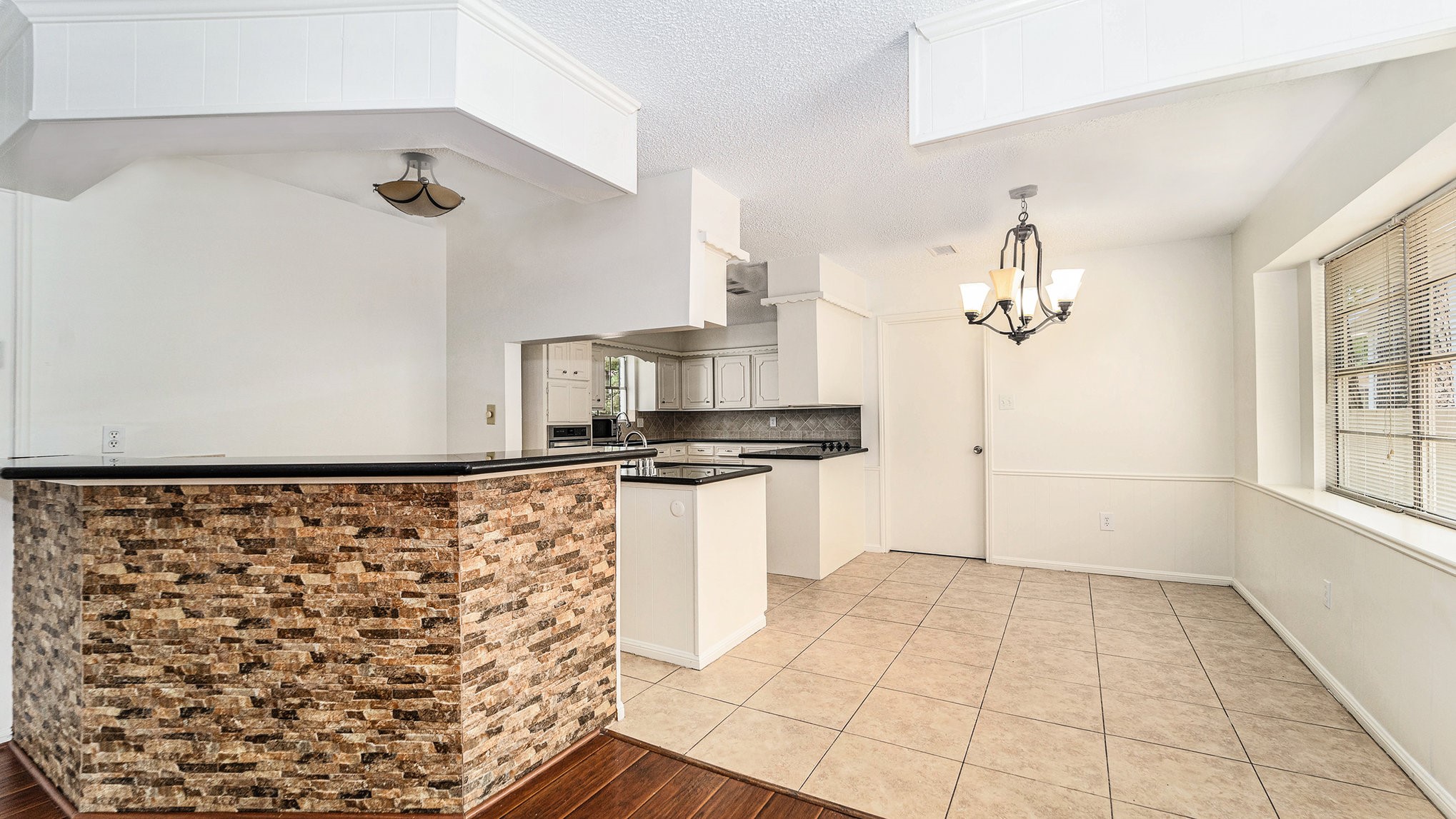 5903 Old Lodge Drive , Houston, TX, 77066 | 35429453 | Realty Texas LLC