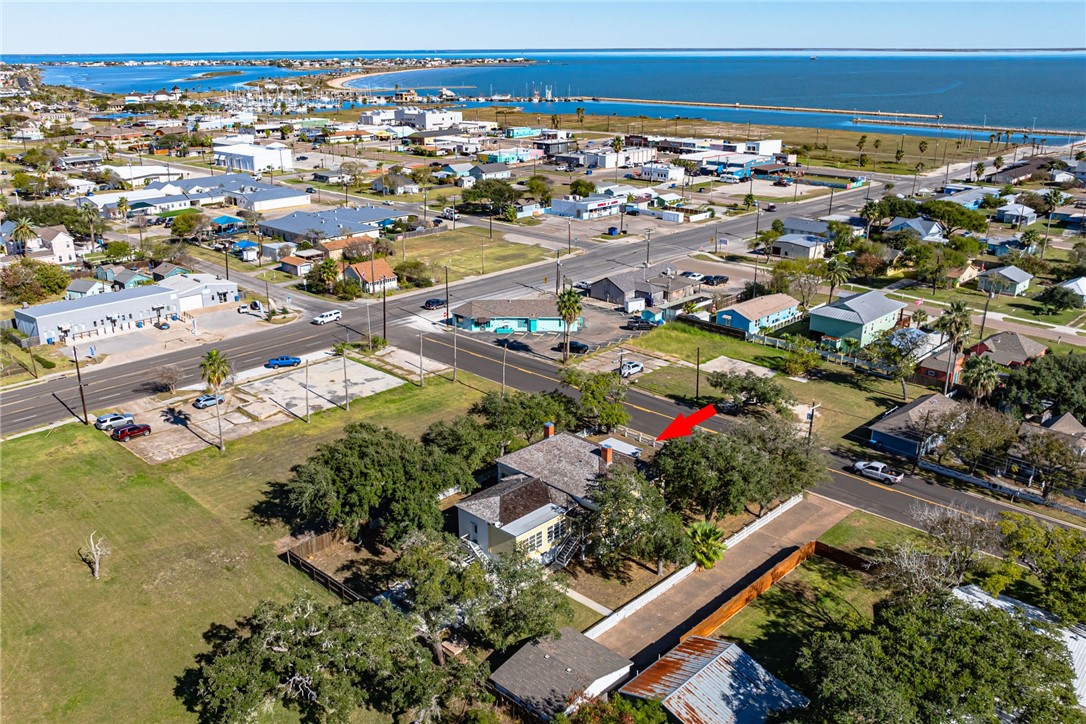 615 S Church Street, Rockport, TX, 78382 | 452462 | Realty Texas LLC