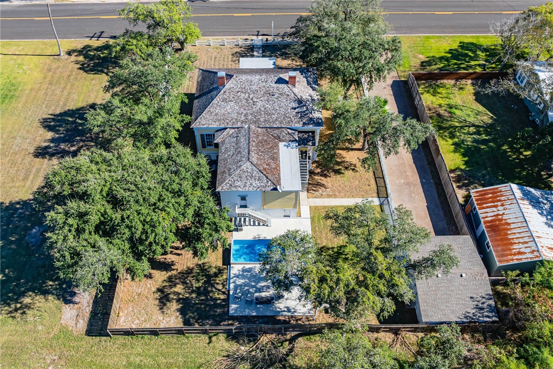 615 S Church Street, Rockport, TX, 78382 | 452462 | Realty Texas LLC