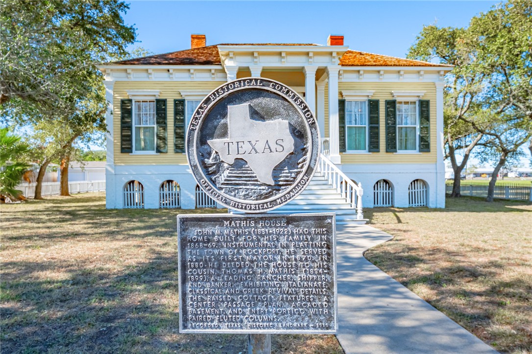 615 S Church Street, Rockport, TX, 78382 | 452462 | Realty Texas LLC