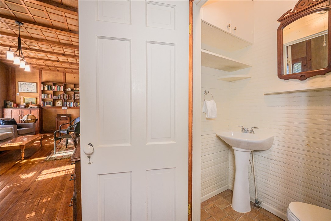 615 S Church Street, Rockport, TX, 78382 | 452462 | Realty Texas LLC