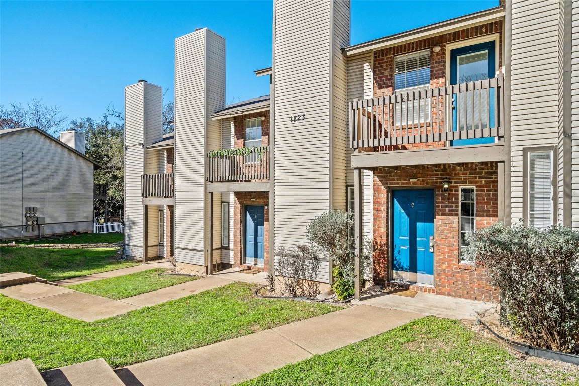 1823 River Crossing Circle C , Austin, TX, 78741 | 7789833 | Realty Texas LLC