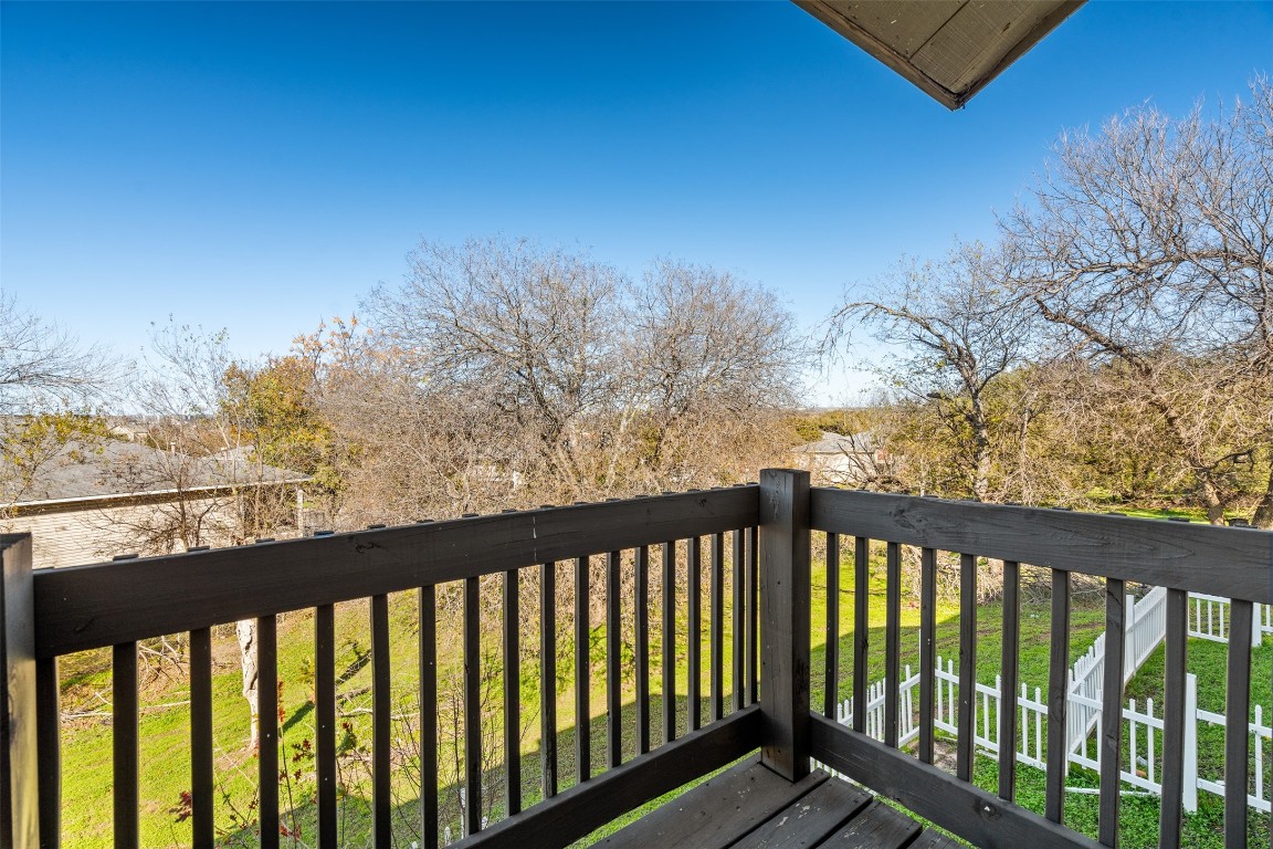 1823 River Crossing Circle C , Austin, TX, 78741 | 7789833 | Realty Texas LLC