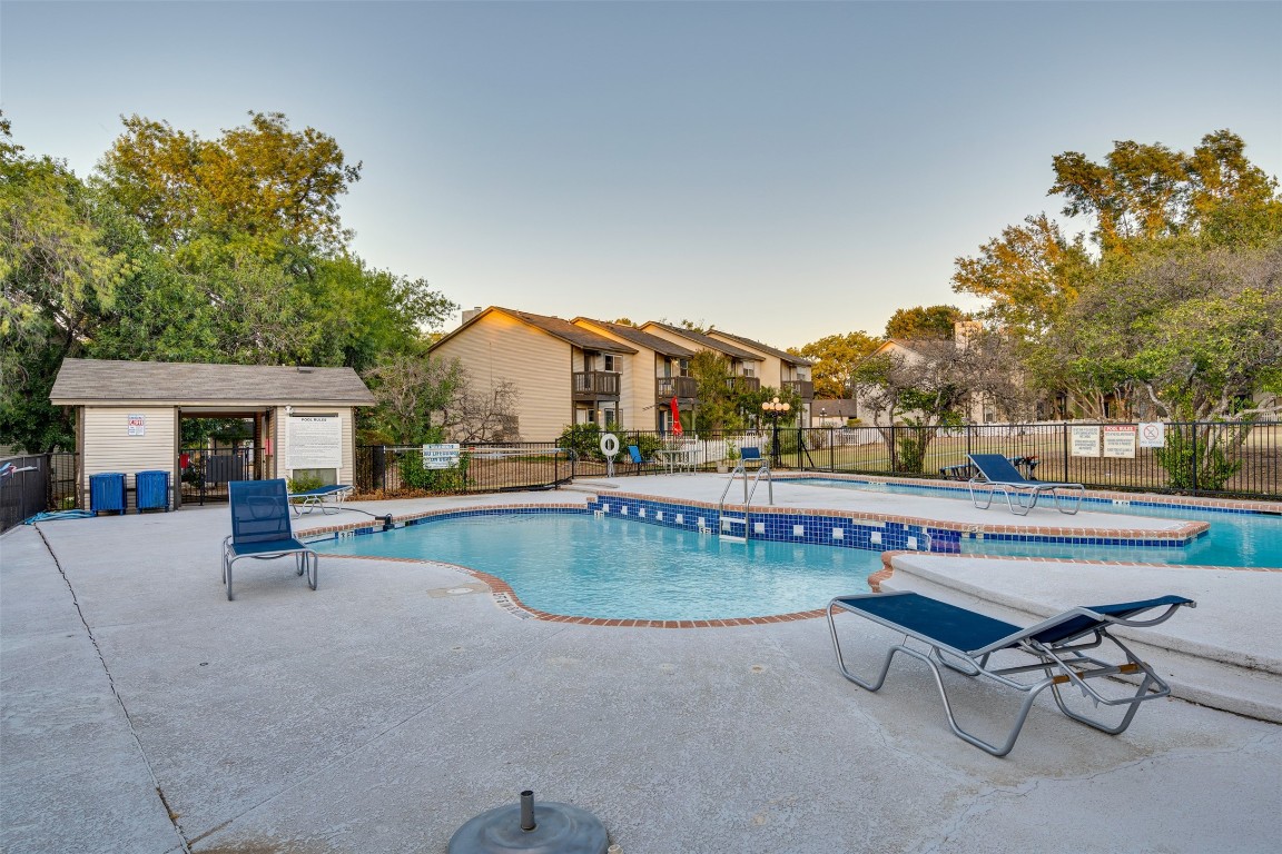 1823 River Crossing Circle C , Austin, TX, 78741 | 7789833 | Realty Texas LLC