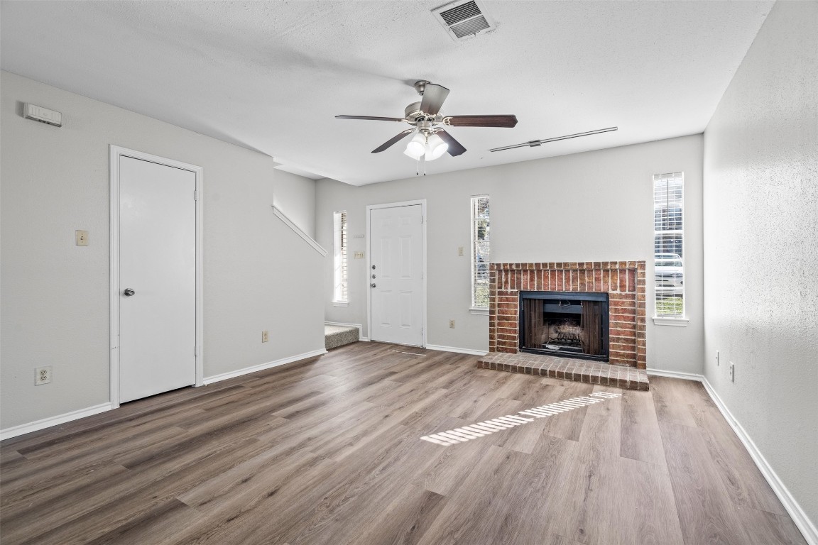 1823 River Crossing Circle C , Austin, TX, 78741 | 7789833 | Realty Texas LLC