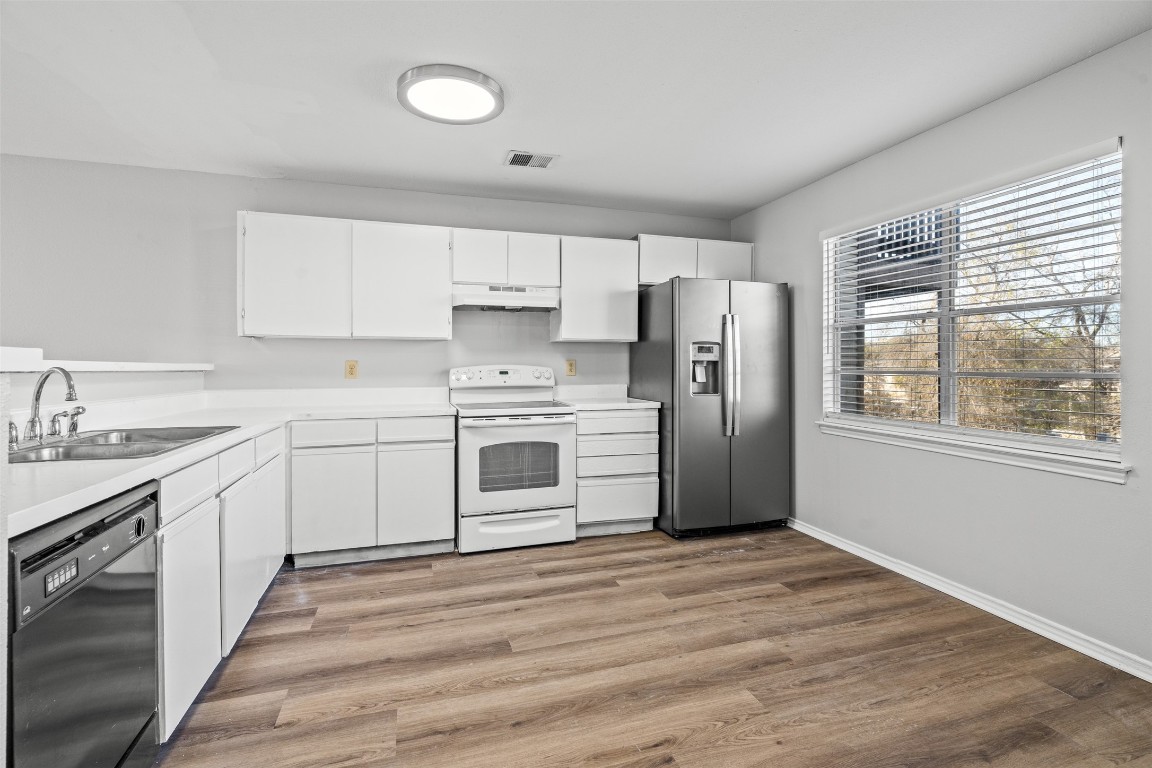 1823 River Crossing Circle C , Austin, TX, 78741 | 7789833 | Realty Texas LLC