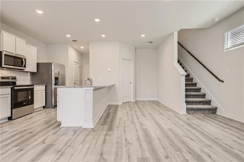 605 W South Street 421 , Leander, TX, 78641 | 6511703 | Realty Texas LLC