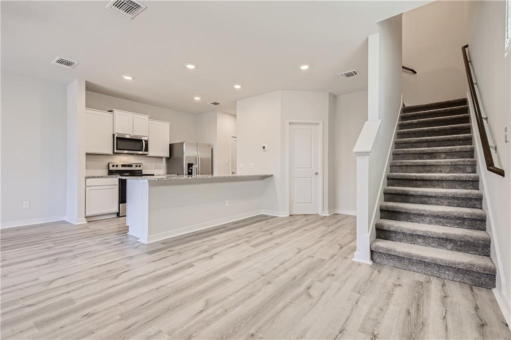 605 W South Street 421 , Leander, TX, 78641 | 6511703 | Realty Texas LLC