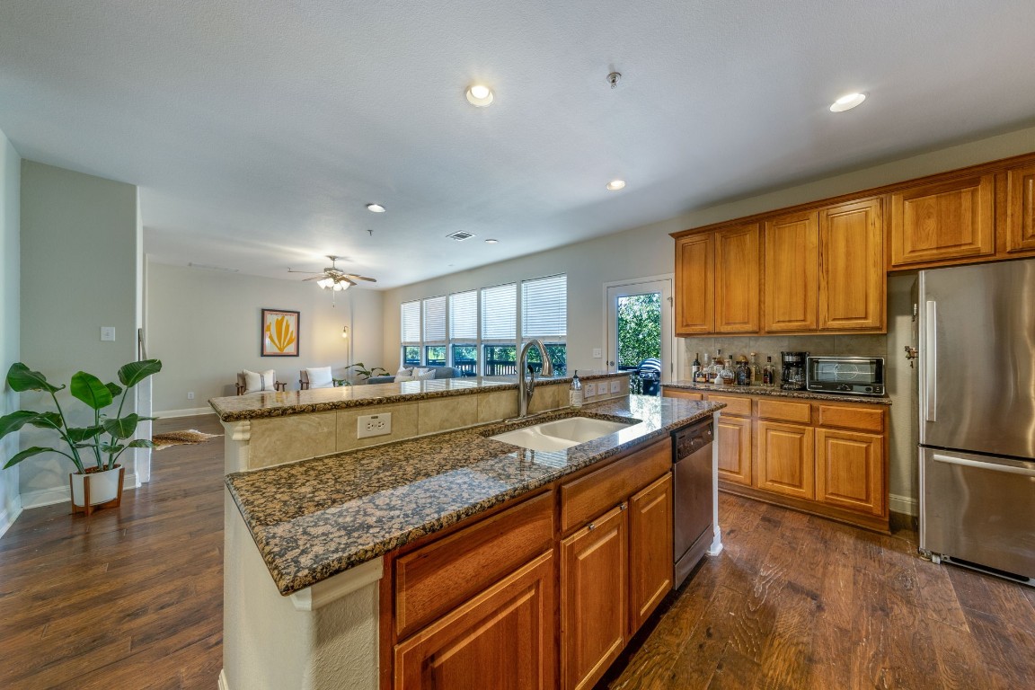 6705 Covered Bridge Drive 22 , Austin, TX, 78736 | 8295296 | Realty Texas LLC