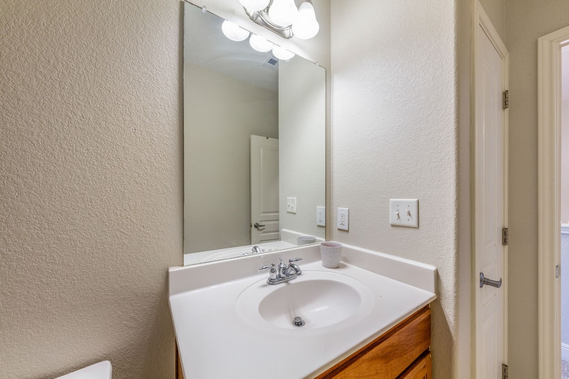 6705 Covered Bridge Drive 22 , Austin, TX, 78736 | 8295296 | Realty Texas LLC