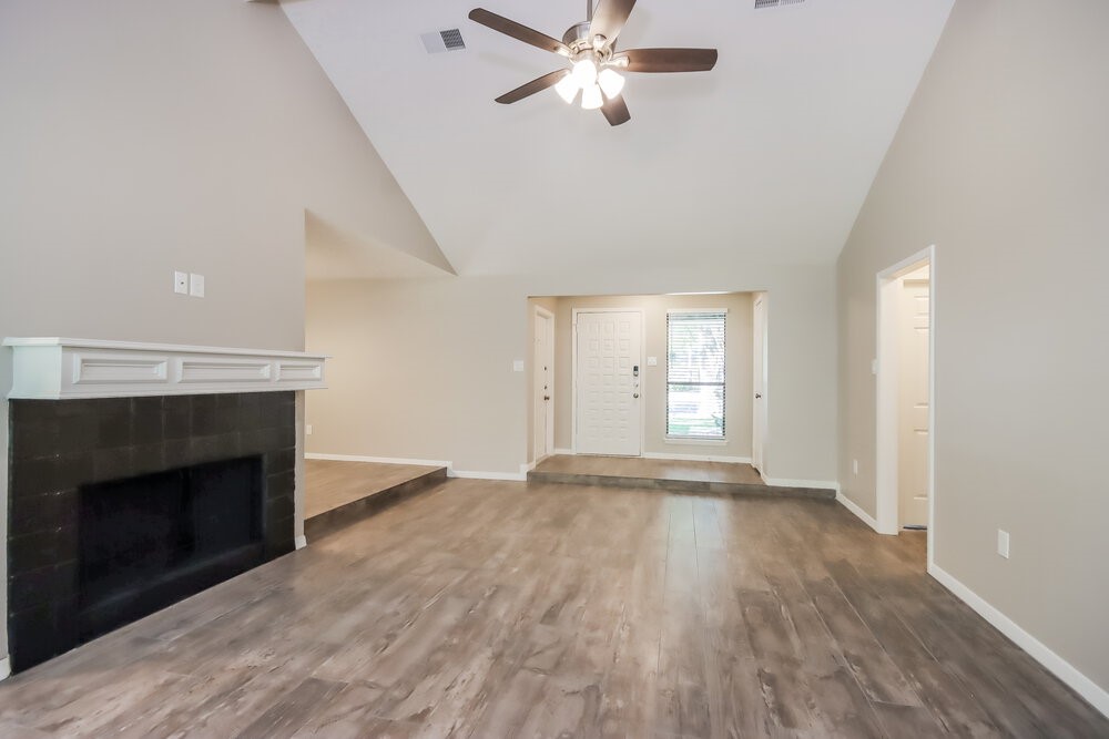 16210 S Helm Court , Crosby, TX, 77532 | 35550614 | Realty Texas LLC