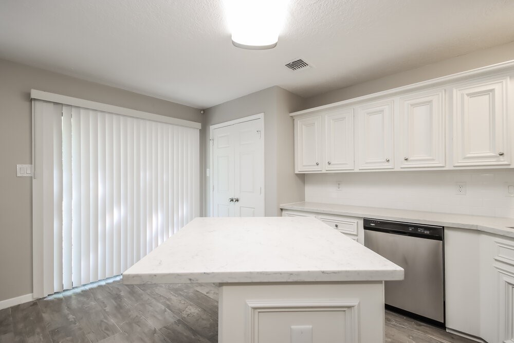 16210 S Helm Court , Crosby, TX, 77532 | 35550614 | Realty Texas LLC