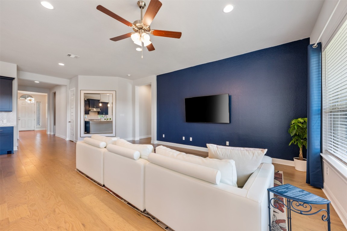 686 Treadwell Lane , Kyle, TX, 78640 | 3296033 | Realty Texas LLC