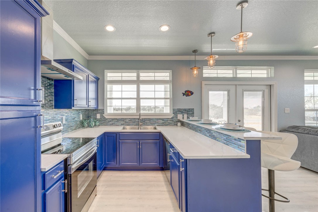 357 W Live Oak Lane , Rockport, TX, 78382 | 452616 | Realty Texas LLC
