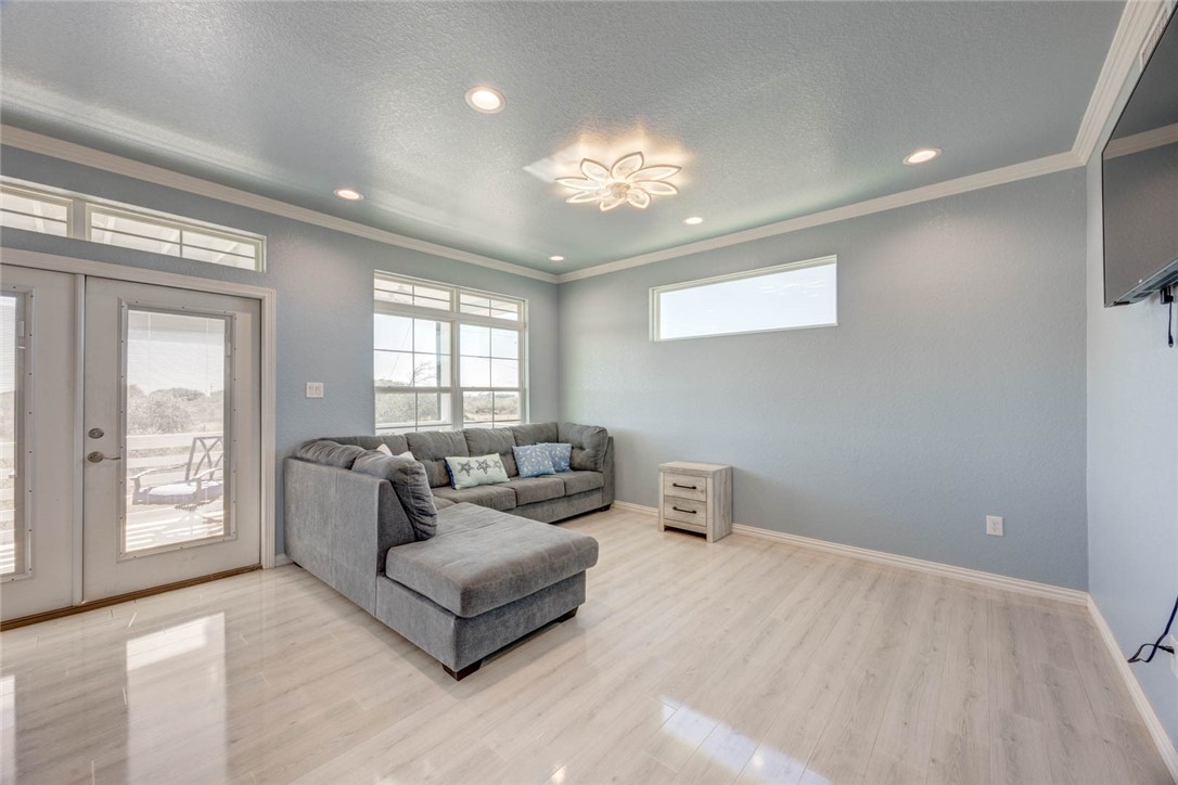 357 W Live Oak Lane , Rockport, TX, 78382 | 452616 | Realty Texas LLC