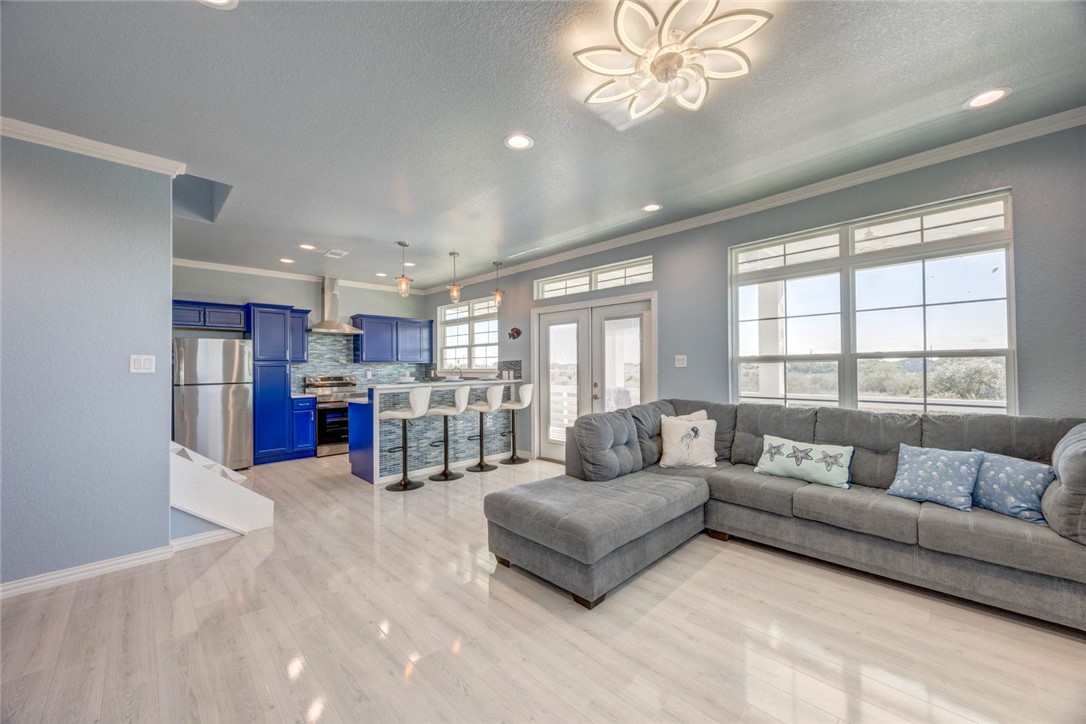 357 W Live Oak Lane , Rockport, TX, 78382 | 452616 | Realty Texas LLC