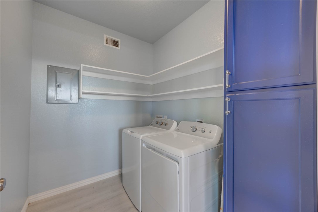 357 W Live Oak Lane , Rockport, TX, 78382 | 452616 | Realty Texas LLC