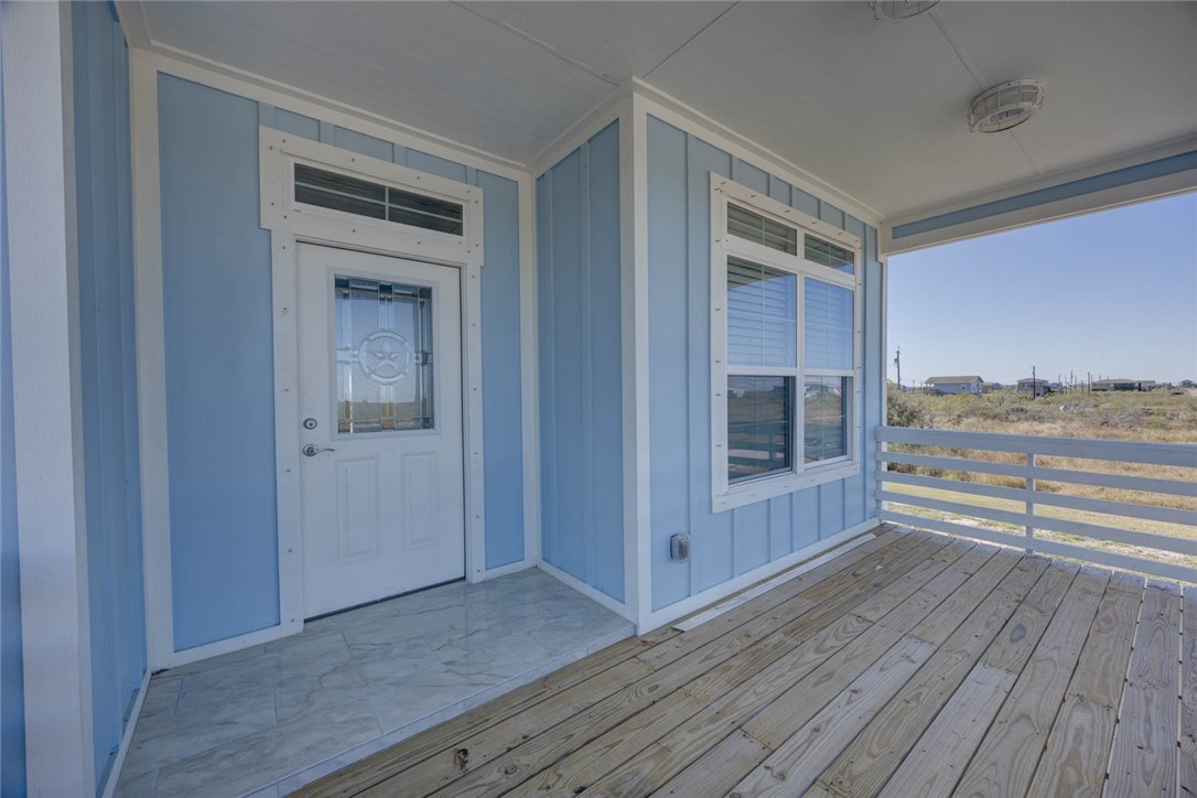 357 W Live Oak Lane , Rockport, TX, 78382 | 452616 | Realty Texas LLC
