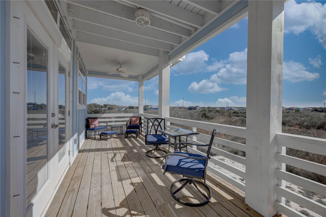357 W Live Oak Lane , Rockport, TX, 78382 | 452616 | Realty Texas LLC