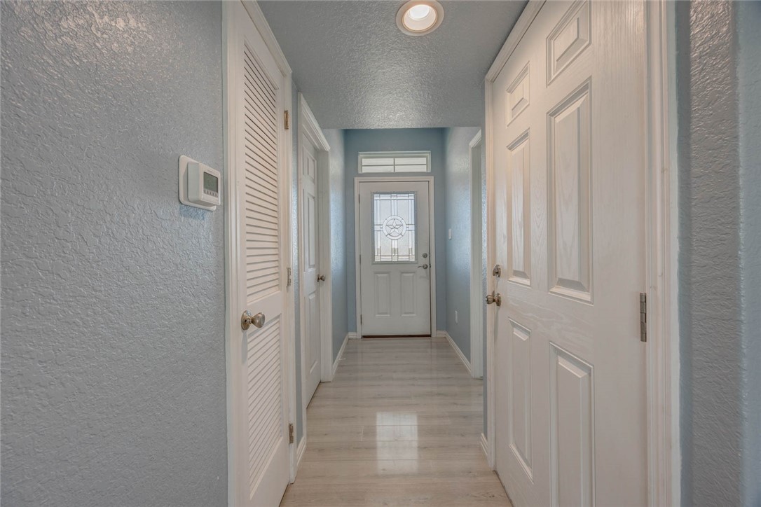 357 W Live Oak Lane , Rockport, TX, 78382 | 452616 | Realty Texas LLC