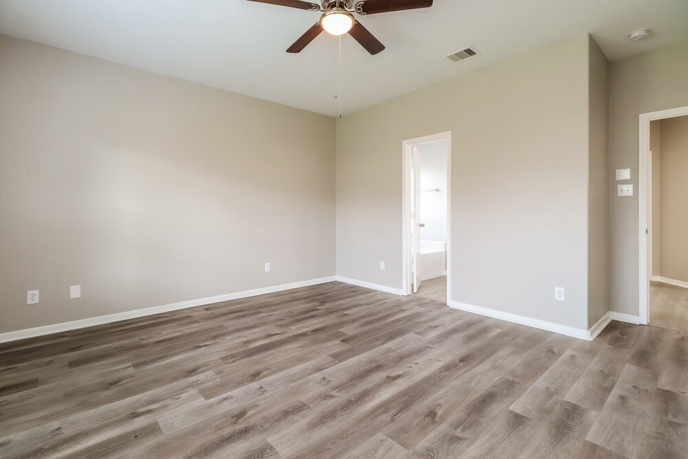 10111 Elkwood Glen Court , Tomball, TX, 77375 | 94313156 | Realty Texas LLC