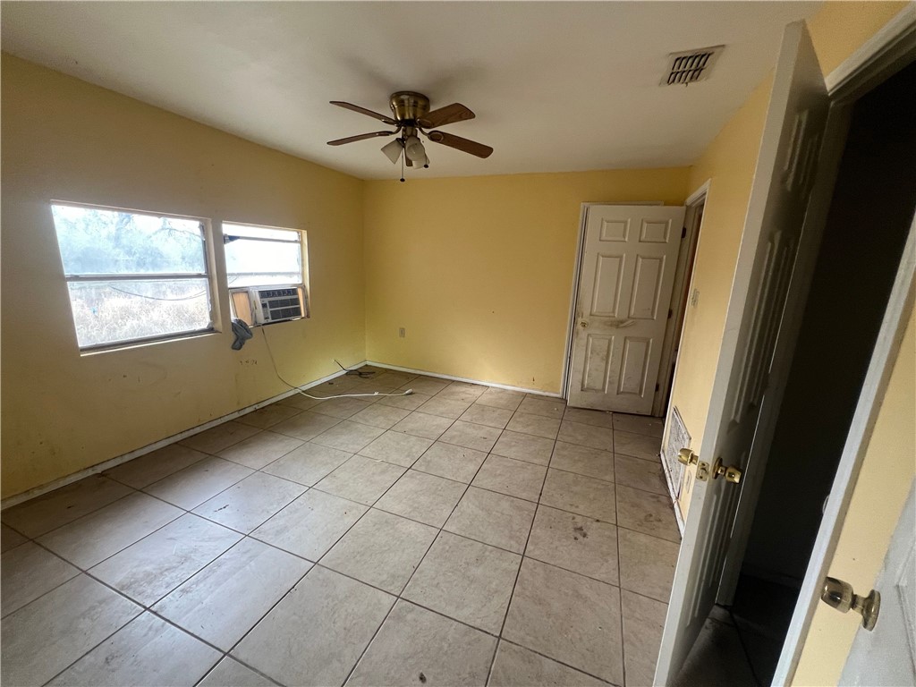 3045 Hwy 16 , Freer, TX, 78357 | 452658 | Realty Texas LLC
