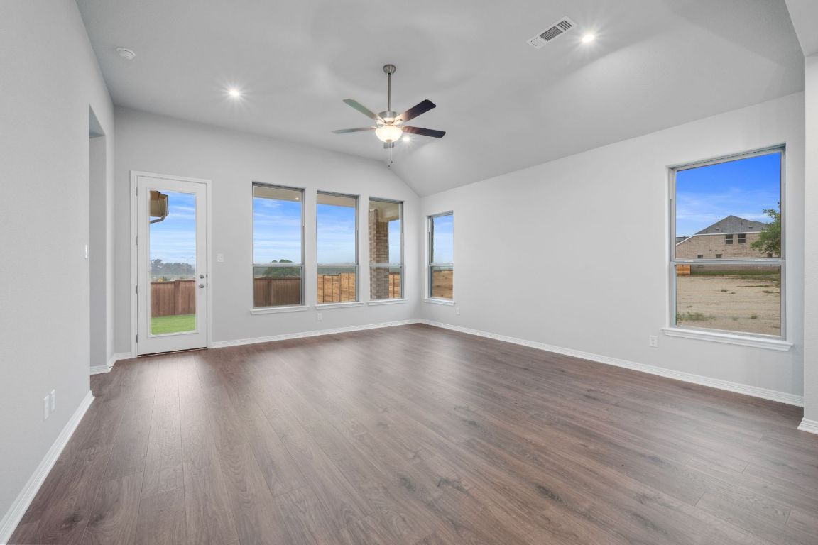 409 Raleigh Drive , Georgetown, TX, 78633 | 8720902 | Realty Texas LLC