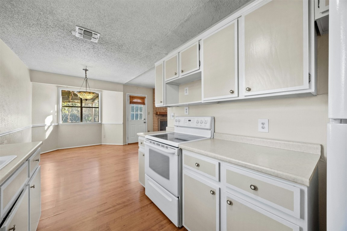 104 S Mount Rushmore Drive , Cedar Park, TX, 78613 | 6270976 | Realty Texas LLC
