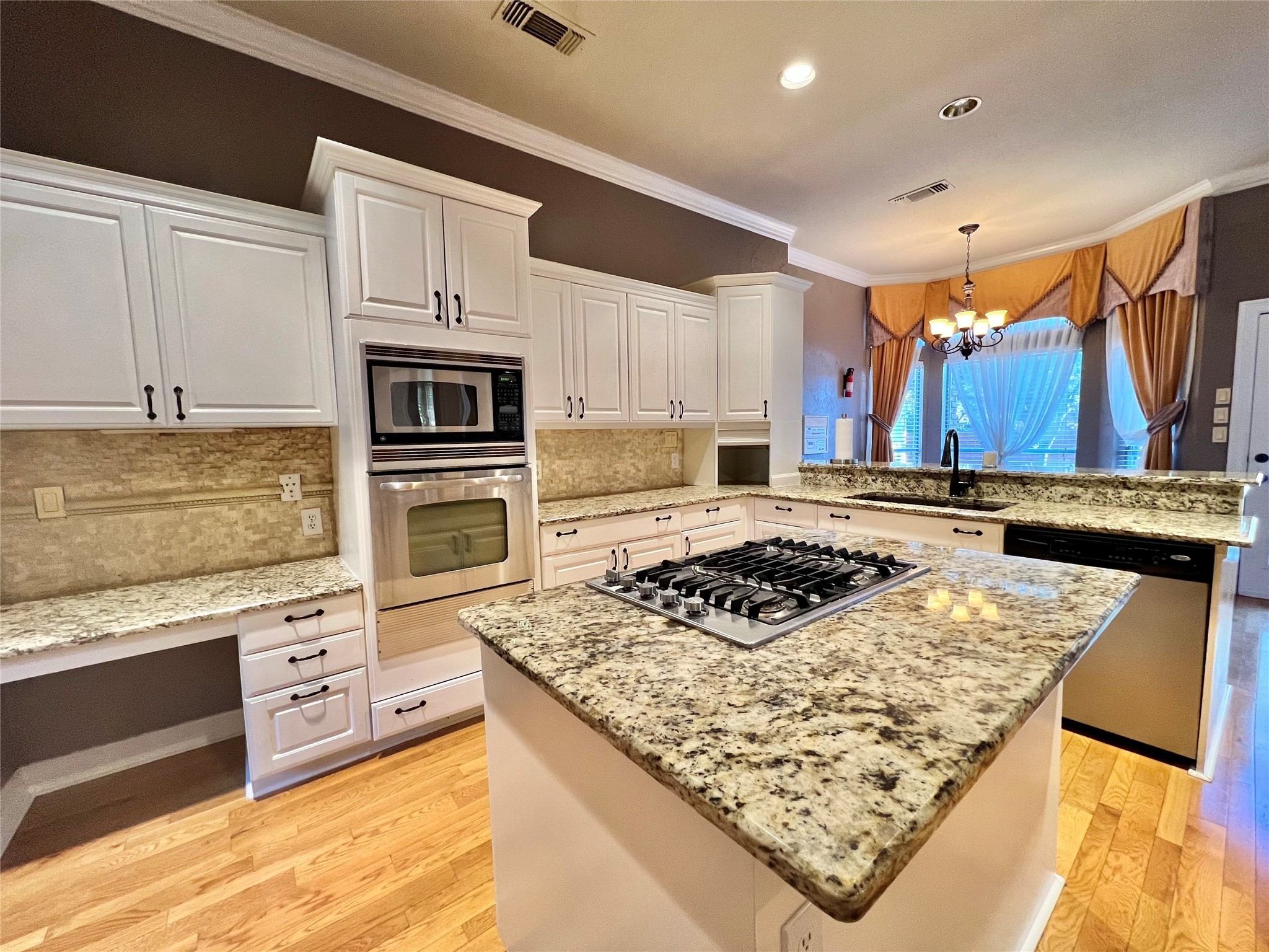 912 Rush Creek Road , Keller, TX, 76248 | 20811841 | Realty Texas LLC