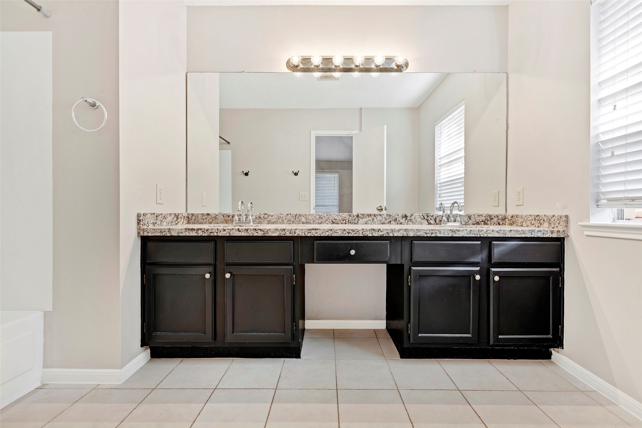 9230 Palm Shores Drive , Spring, TX, 77379 | 91707114 | Realty Texas LLC
