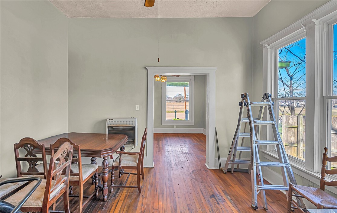 714 W 15th Street , Clifton, TX, 76634 | 227437 | Realty Texas LLC