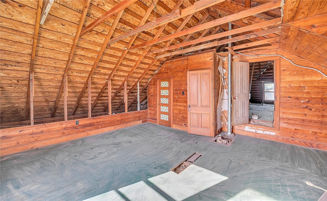 714 W 15th Street , Clifton, TX, 76634 | 227437 | Realty Texas LLC