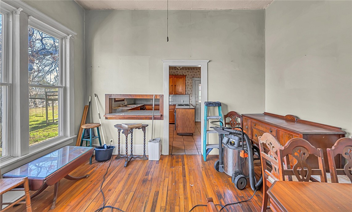 714 W 15th Street , Clifton, TX, 76634 | 227437 | Realty Texas LLC