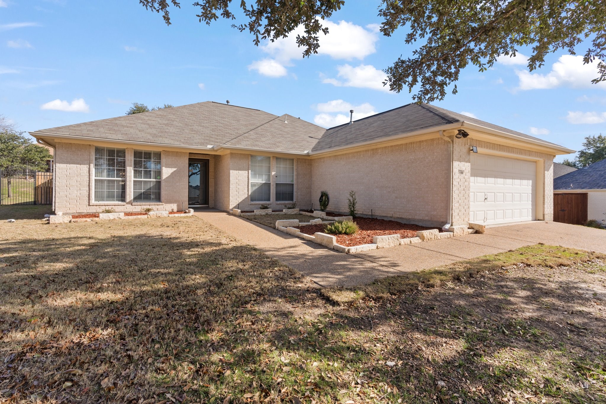 7501 Ranch Court , Benbrook, TX, 76126 | 20811208 | Realty Texas LLC