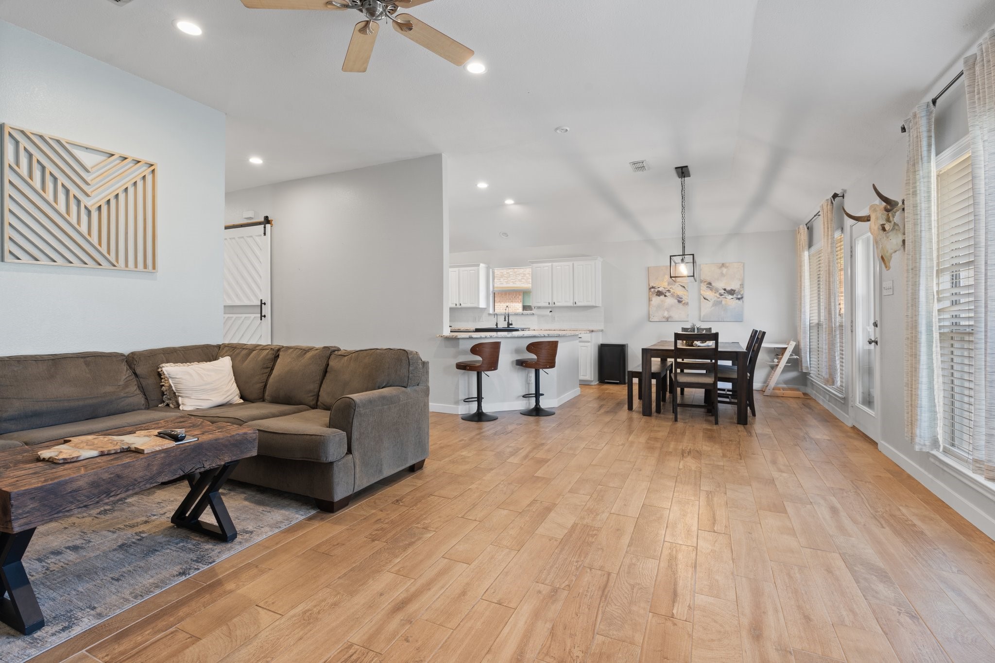 7501 Ranch Court , Benbrook, TX, 76126 | 20811208 | Realty Texas LLC