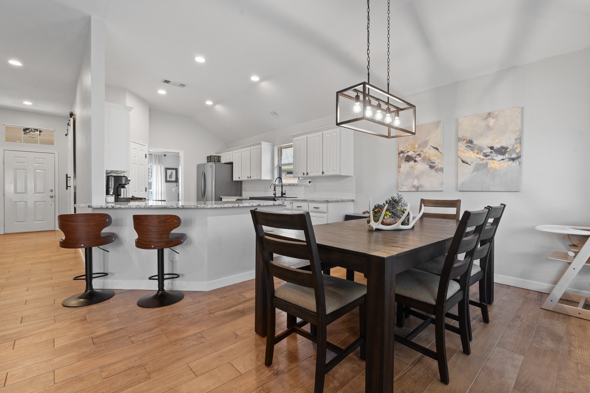 7501 Ranch Court , Benbrook, TX, 76126 | 20811208 | Realty Texas LLC
