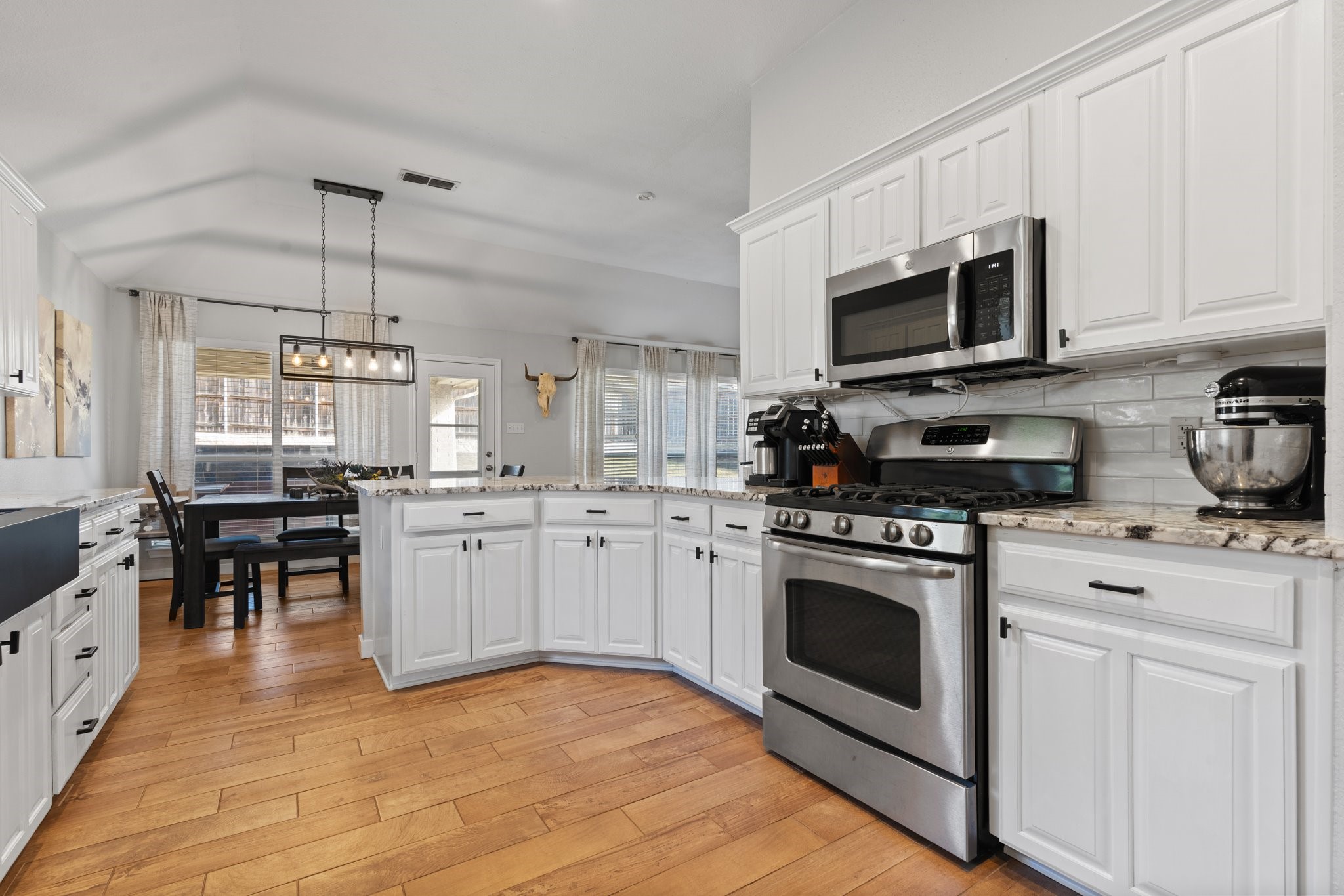 7501 Ranch Court , Benbrook, TX, 76126 | 20811208 | Realty Texas LLC