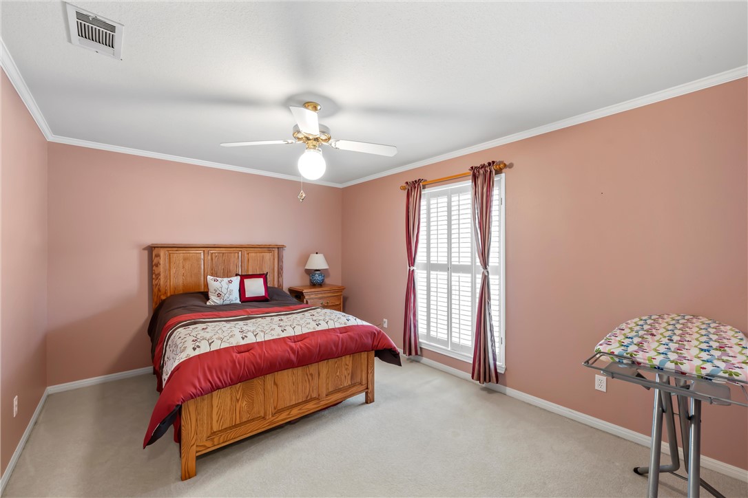 201 Cobblestone Lane , Crawford, TX, 76638 | 227443 | Realty Texas LLC