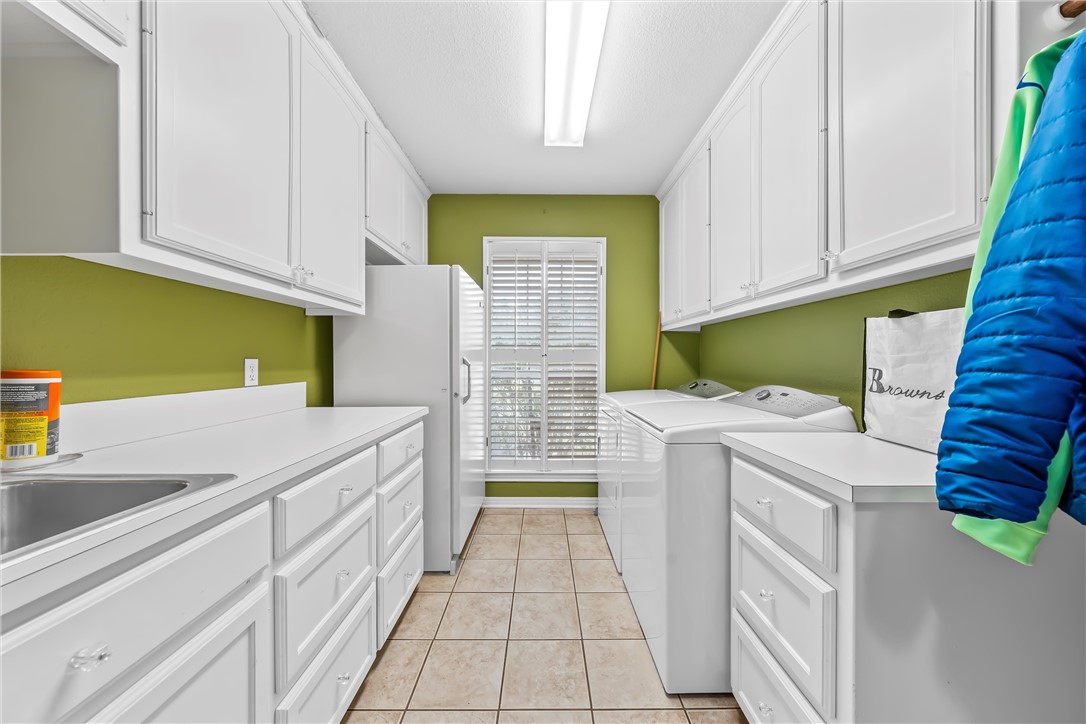 201 Cobblestone Lane , Crawford, TX, 76638 | 227443 | Realty Texas LLC