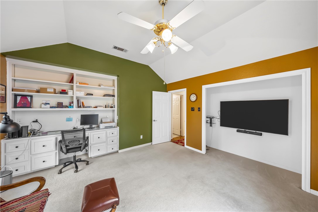 201 Cobblestone Lane , Crawford, TX, 76638 | 227443 | Realty Texas LLC