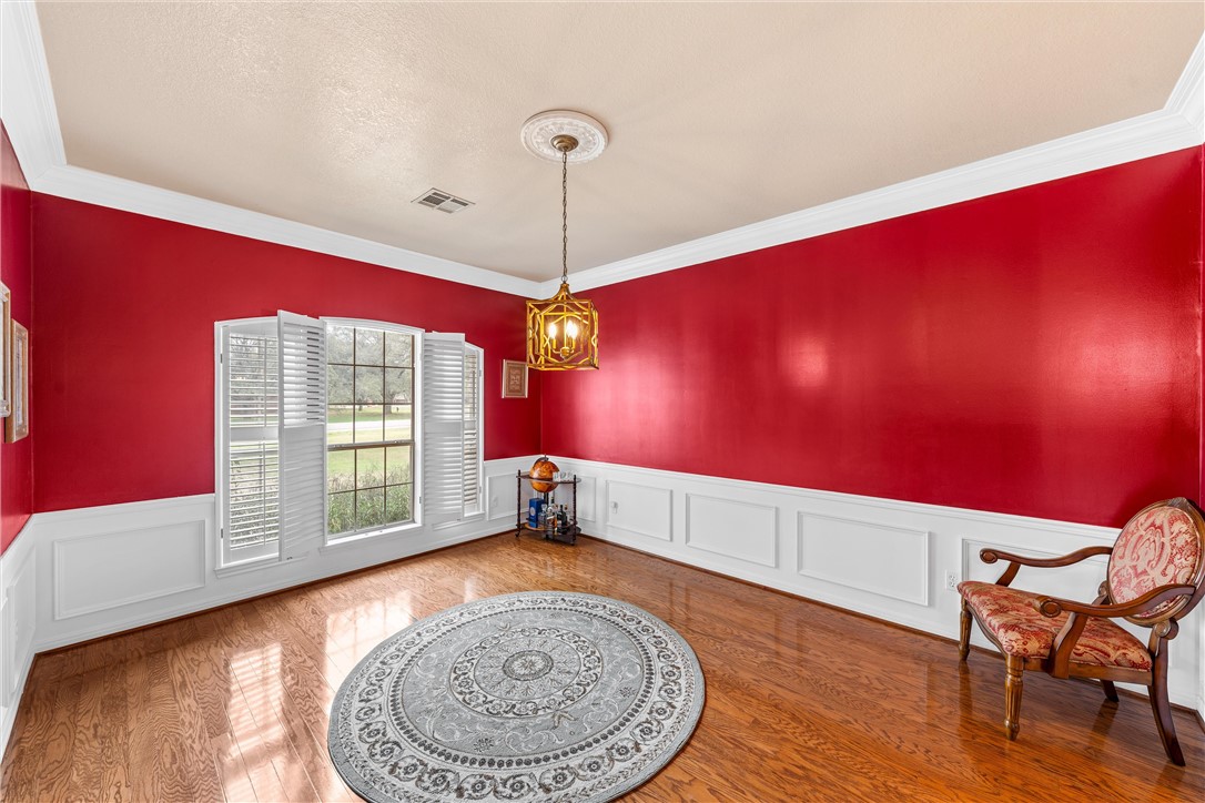 201 Cobblestone Lane , Crawford, TX, 76638 | 227443 | Realty Texas LLC