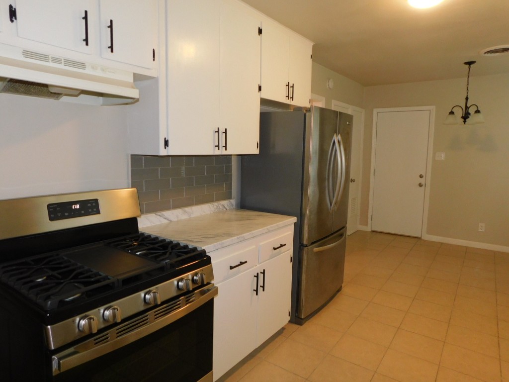 1303 Briarcliff Boulevard , Austin, TX, 78723 | 3079370 | Realty Texas LLC