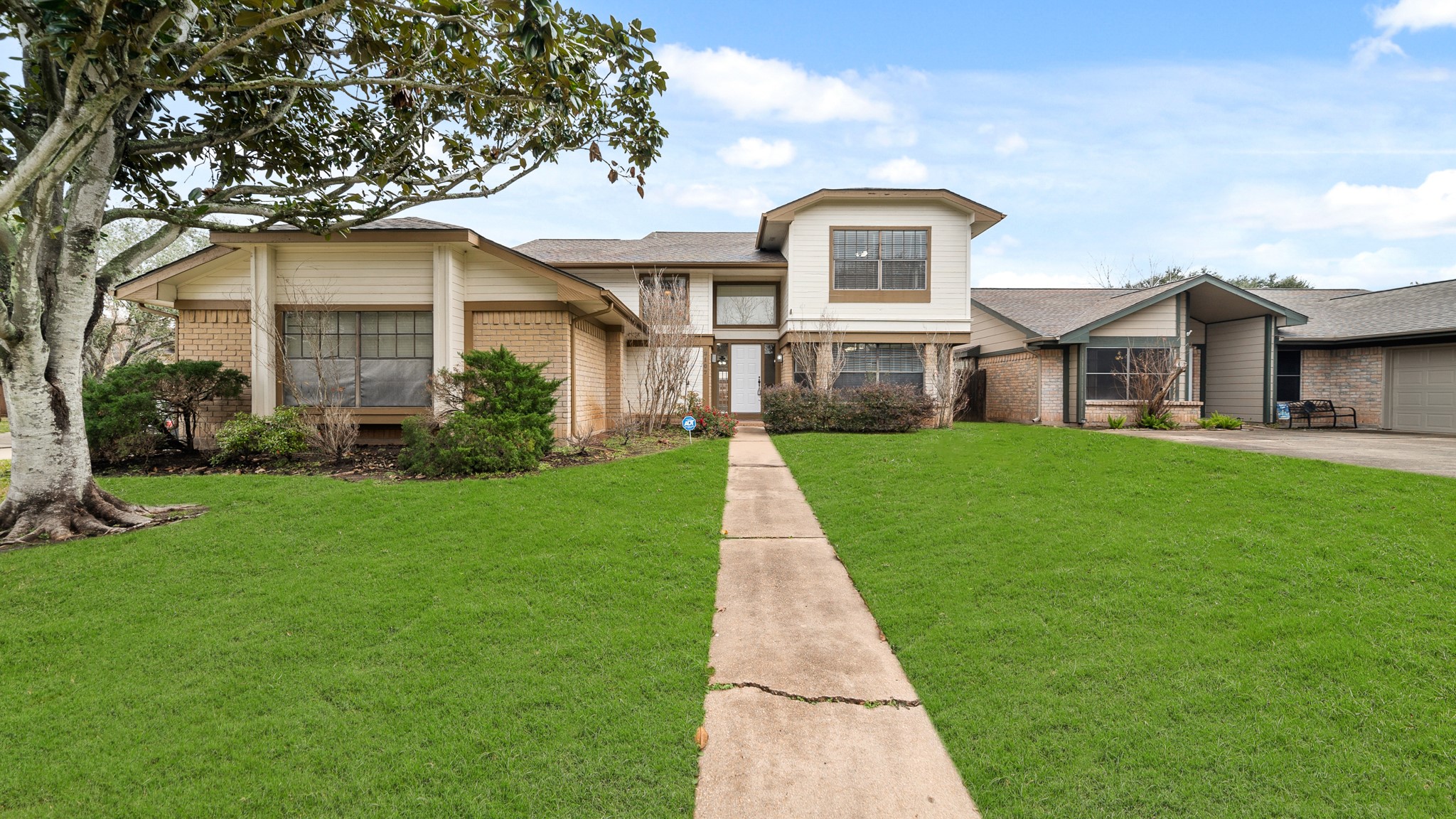 2107 Streamcrest Lane , Sugar Land, TX, 77479 | 21776231 | Realty Texas LLC