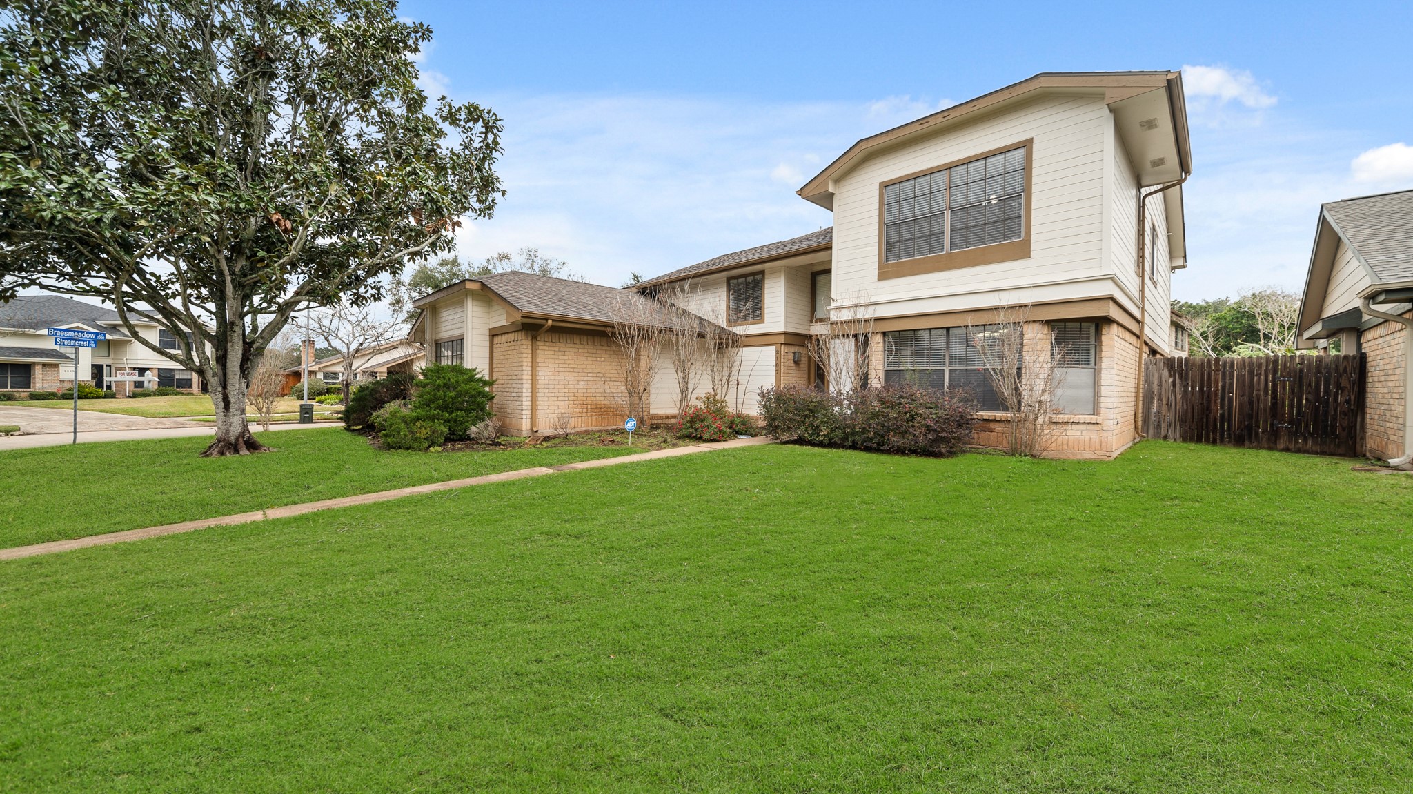 2107 Streamcrest Lane , Sugar Land, TX, 77479 | 21776231 | Realty Texas LLC